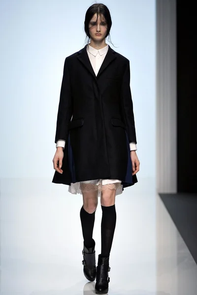 Look 1